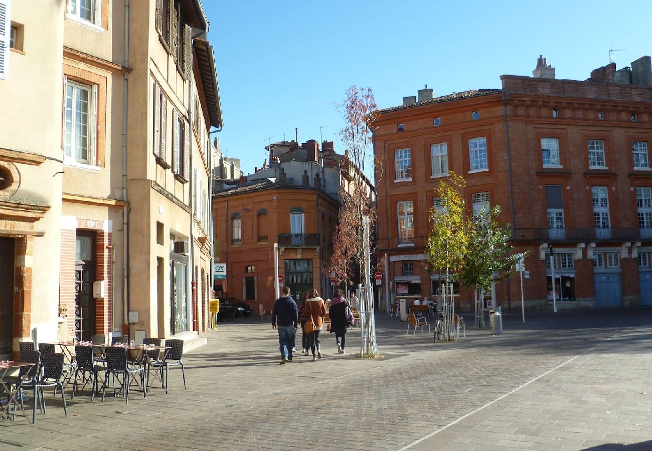 Apartment in Toulouse - FONFREDE · Quai Daurade - Hypercentre Capitole