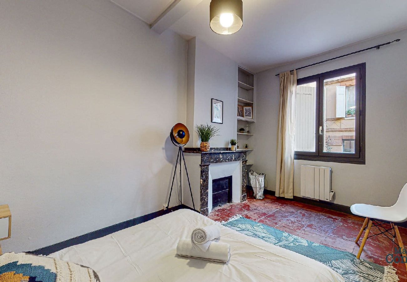 Apartment in Toulouse - COUTELIERS · Hypercentre Carmes - Métro à 4min