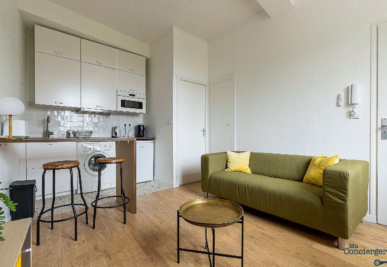 Apartment in Toulouse - ARTISTE · Vue sur quai de la Garonne - Hypercentre