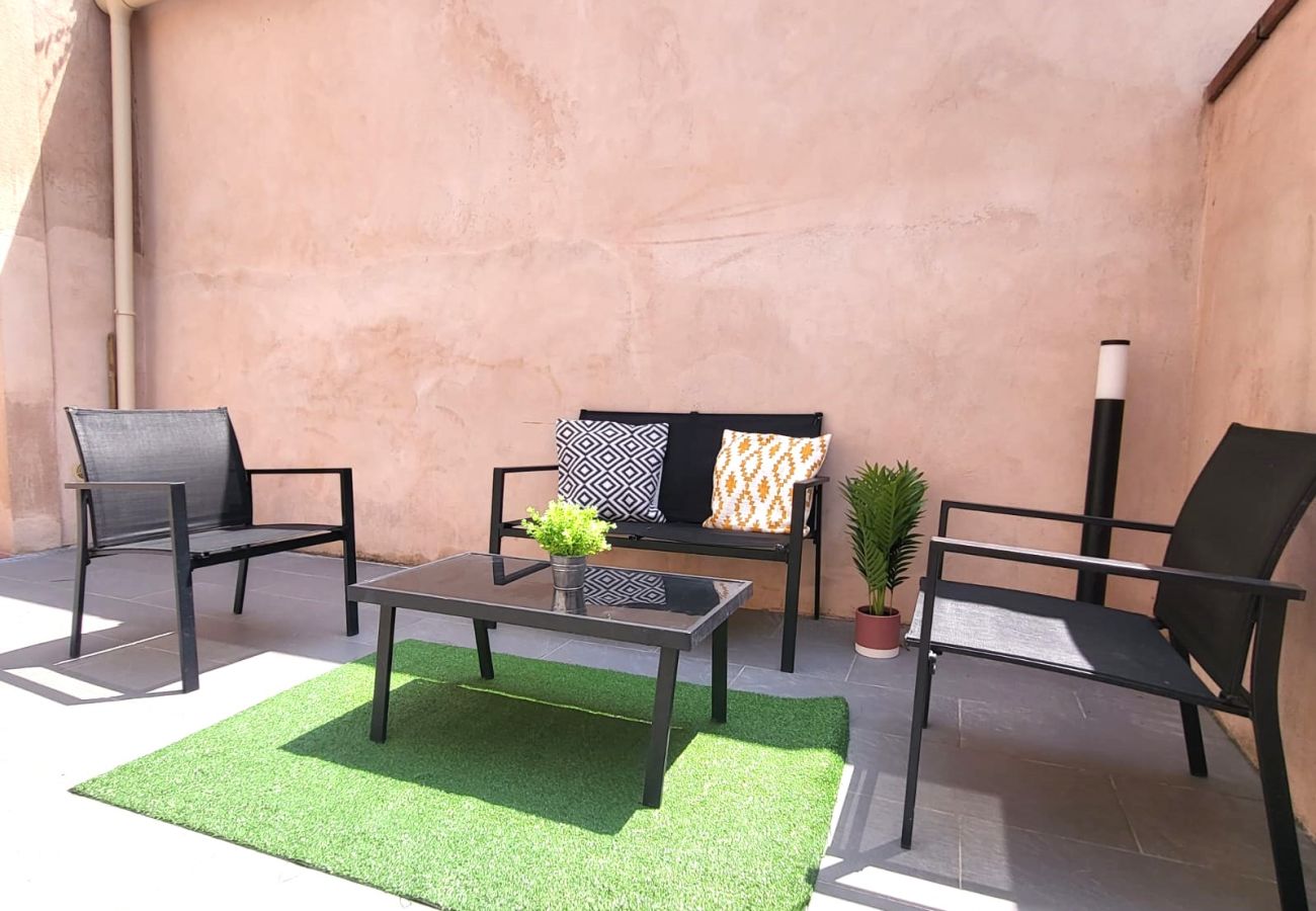 Studio in Toulouse - PROVIDENCE · Terrasse privée - Proche Gare SNCF