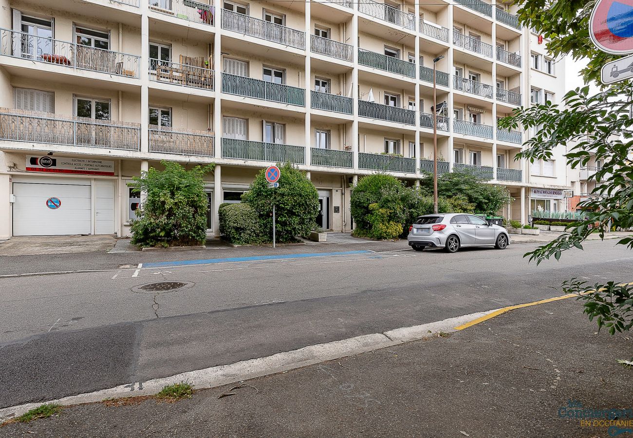 Studio in Toulouse - PLATANES - St-Michel - Proche Stadium TFC - Métro