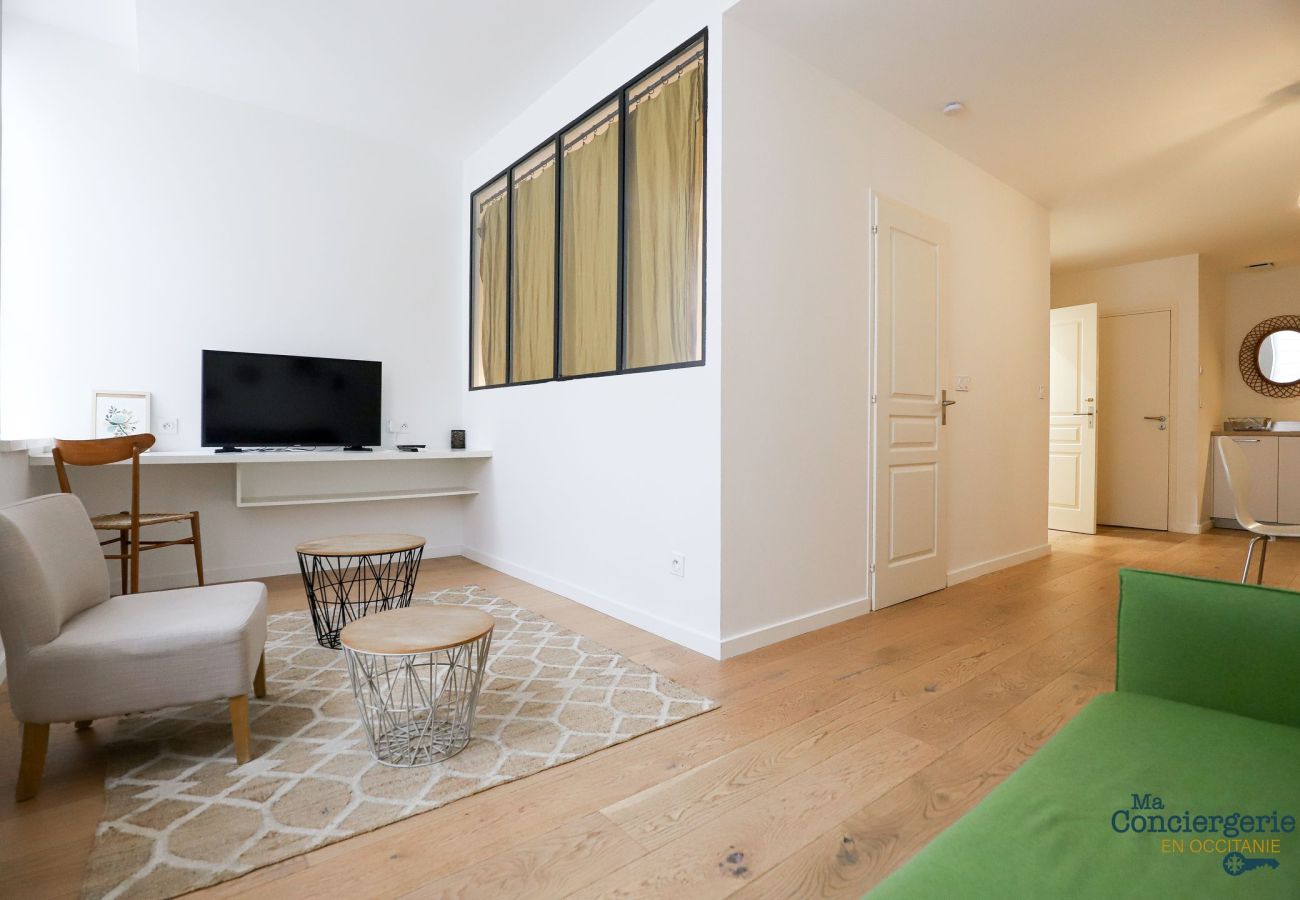 Apartment in Toulouse - DV3 Le Vert et Or -  Métro - Gare centre ville