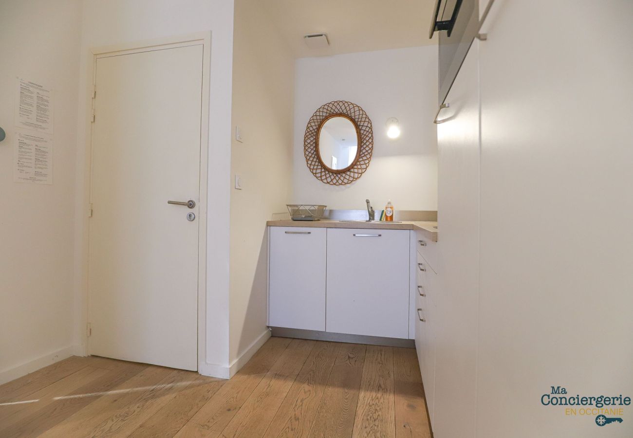 Apartment in Toulouse - DV3 Le Vert et Or -  Métro - Gare centre ville