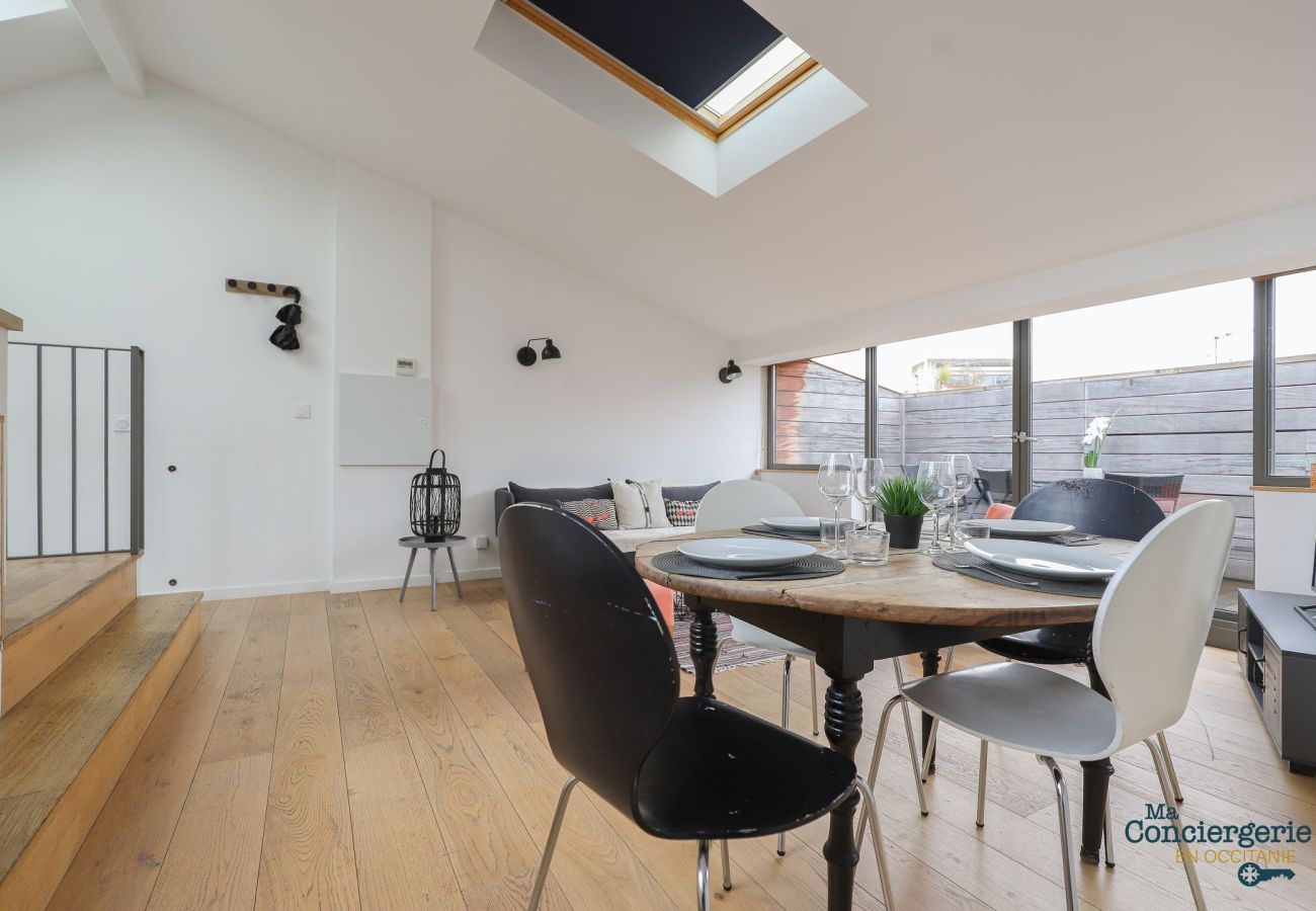 Apartment in Toulouse - DV7 Rooftop - Jean Jaurès - Métro Gare