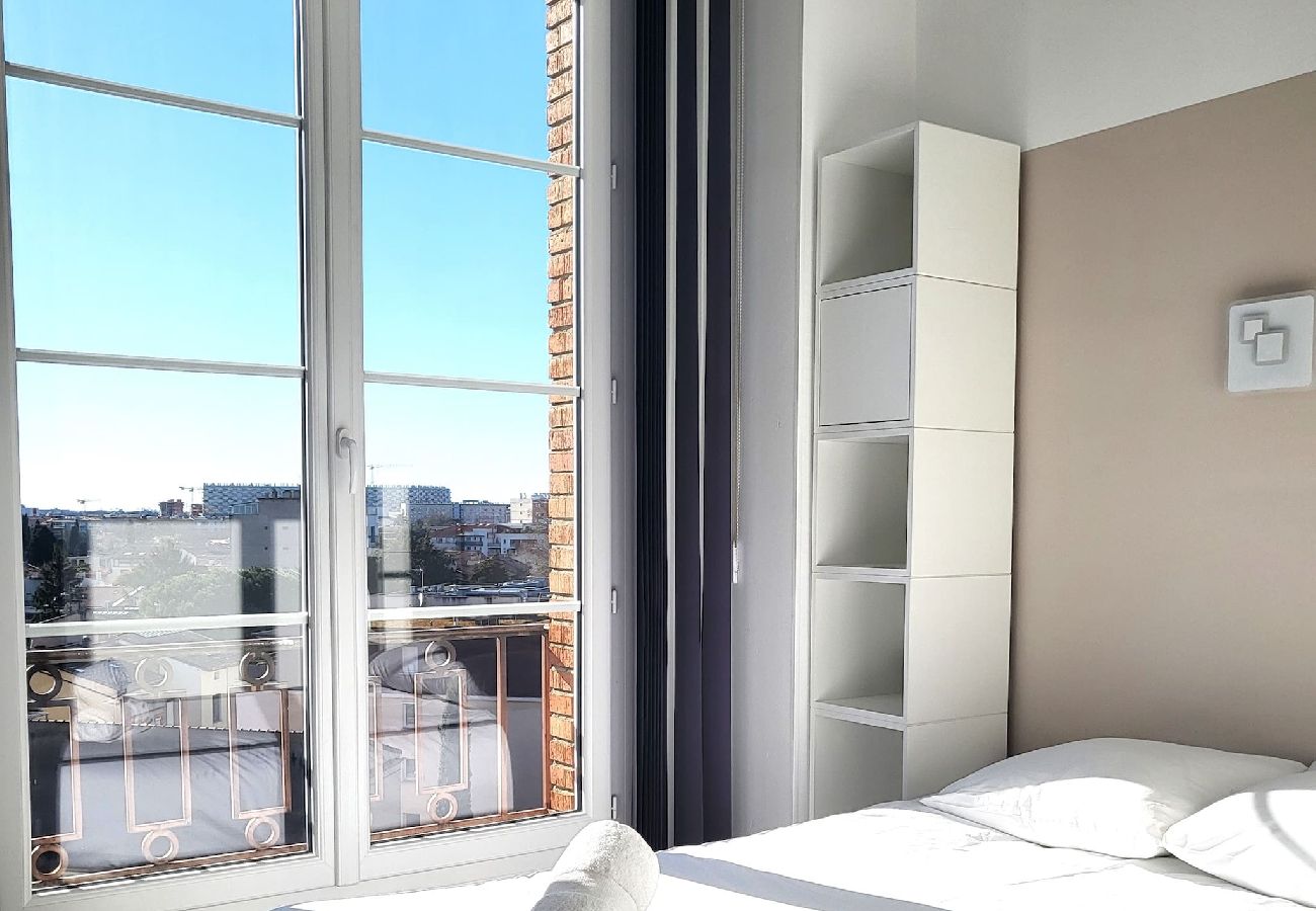 Apartamento en Toulouse - FAC 4 · Tram au pied l'immeuble- Parking free - mé