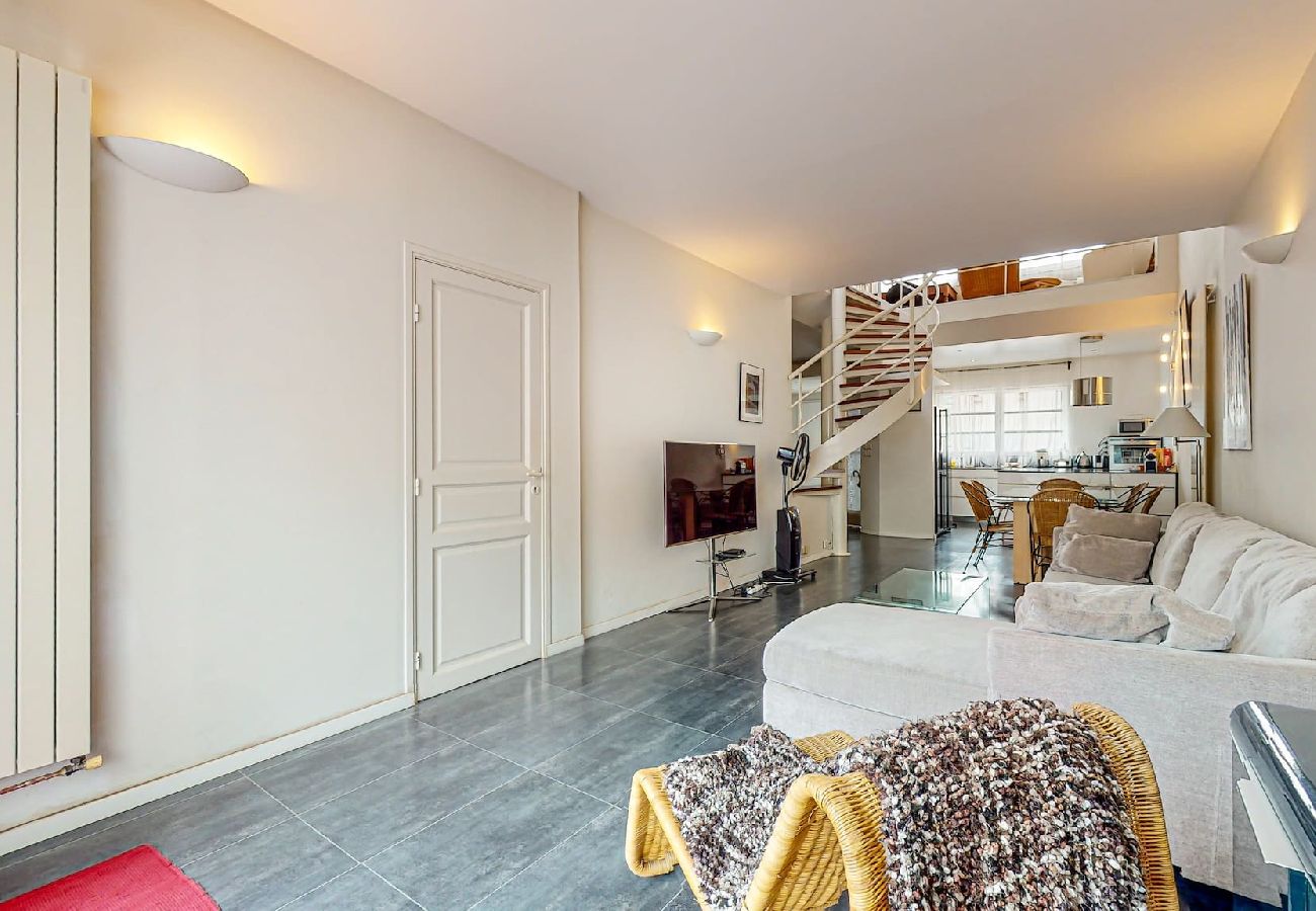 Maison mitoyenne à Toulouse - ST AGNE· 3 min du métro/bus - Patio - bassin